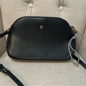 Crown & Ivy black purse